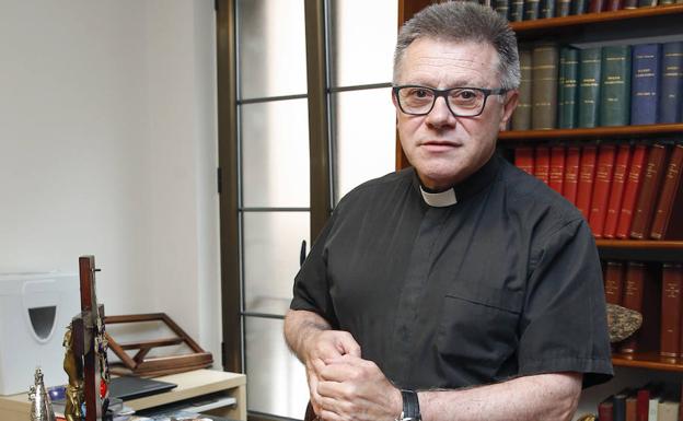 «En Covadonga todos estamos consternados con el accidente», dice el abad