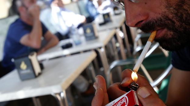 Los hosteleros rechazan la acusación de Sanidad: «Cumplimos la ley antitabaco»