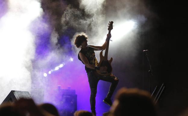 La Fuga reaviva el viejo rock español en Gijón