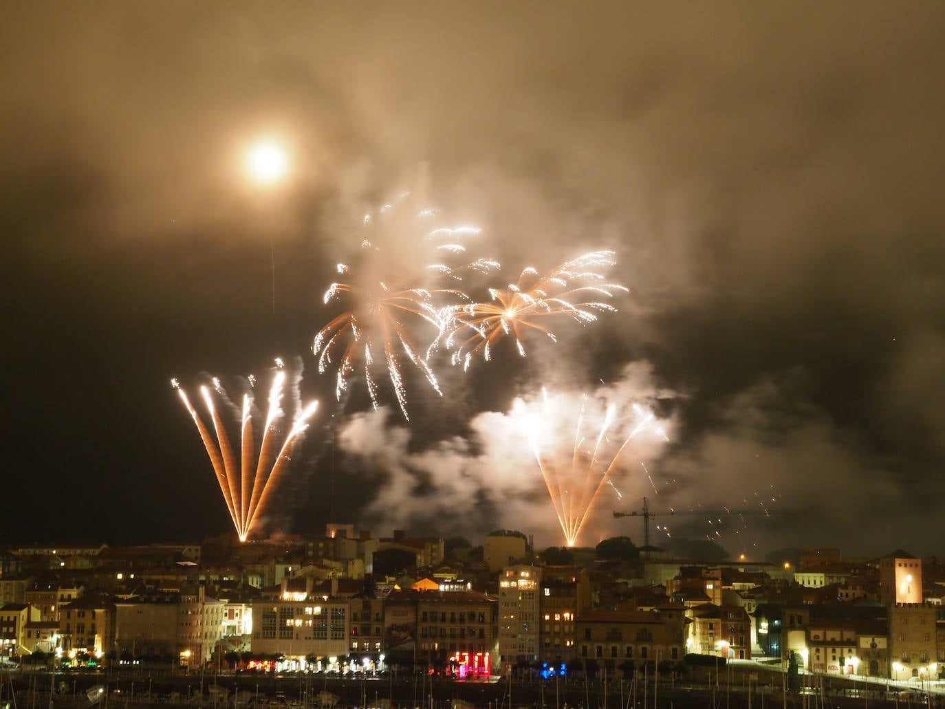 Las mejores imágenes de la noche de los Fuegos