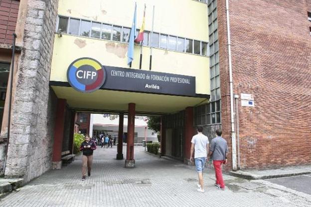 El alumnado de FP ya dobla el número de estudiantes de la Universidad