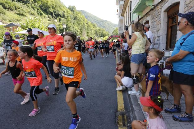 El mundo rural se reivindica a la carrera