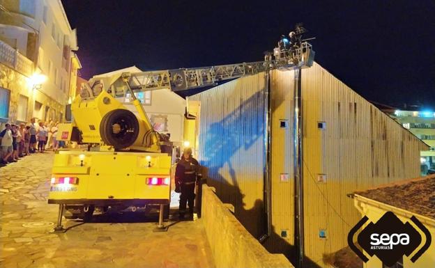 Susto en Tapia por un incendio en un establecimiento hostelero