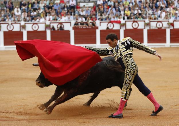 Salida a hombros de Perera