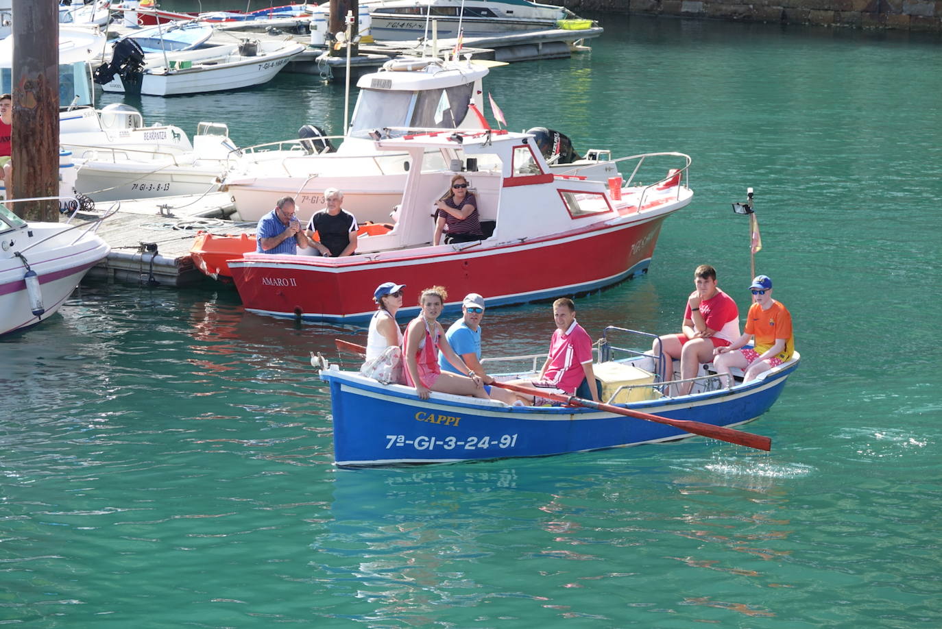 Lastres se vuelca con su tradicional cucaña