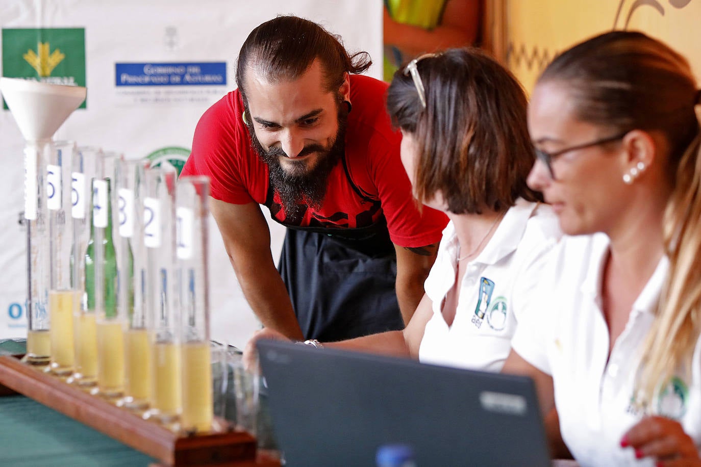 Campeonato de Escanciadores en Gijón
