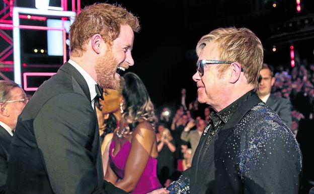 Sir Elton y su noble causa