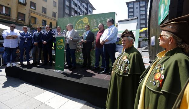 El Ayuntamiento revisará las ordenanzas para garantizar el mercado de Gascona