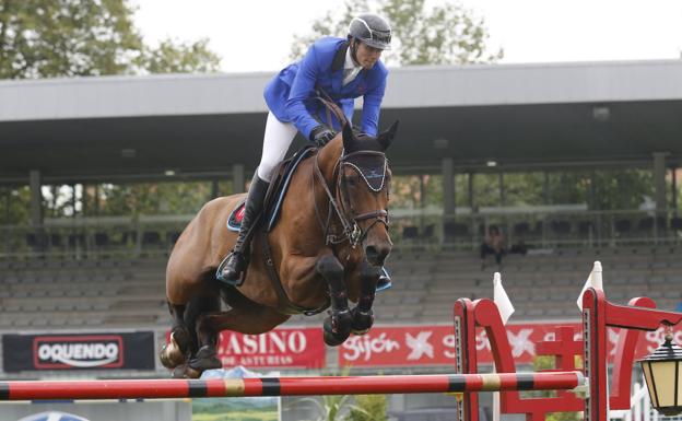 CSIO GIJÓN | Escarapela para Nicolás Toro en la segunda prueba de caballos jóvenes