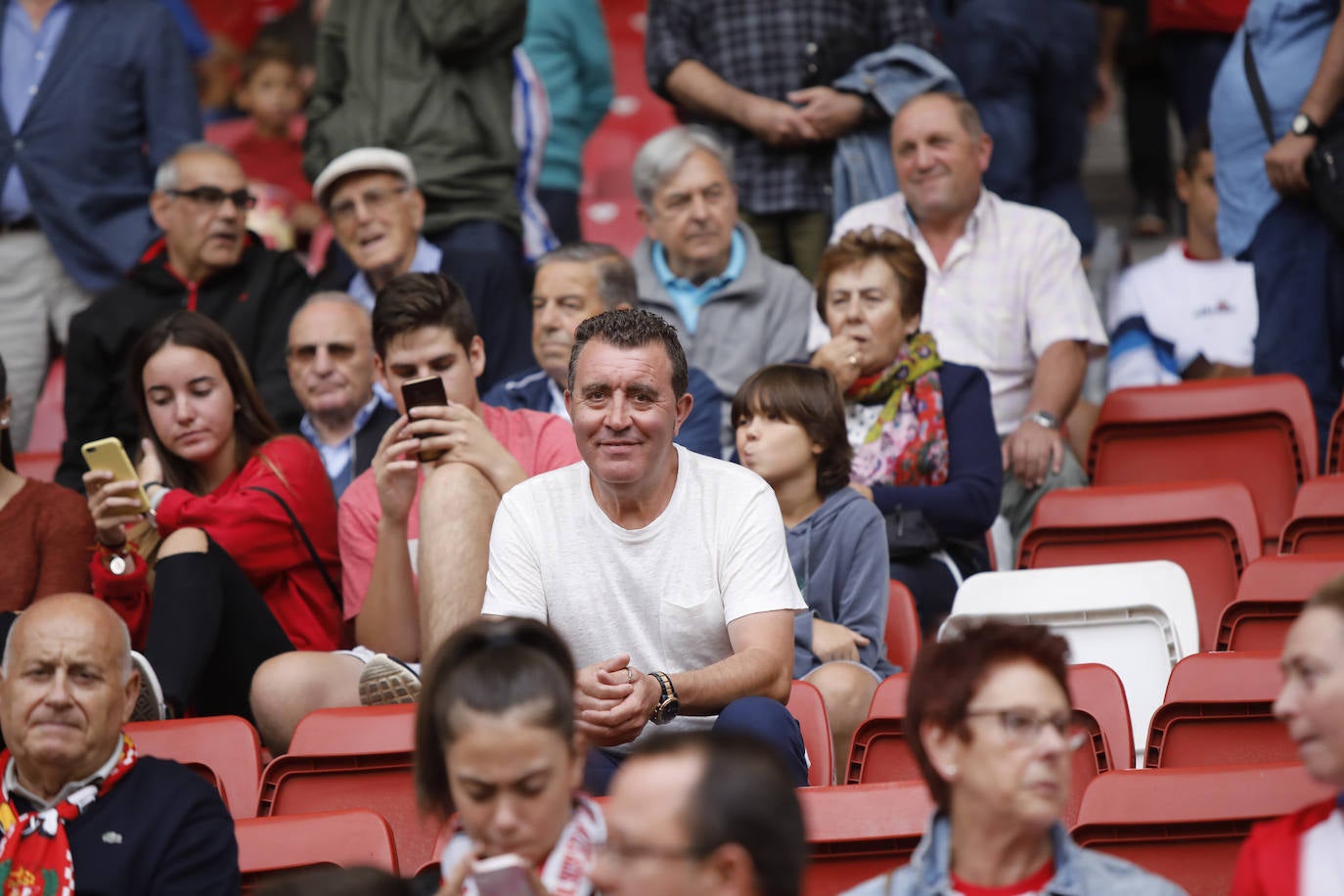 ¿Estuviste en el partido Sporting-Albacete? ¡Búscate!