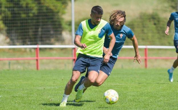 El Sporting B cede a Toquero al Caudal