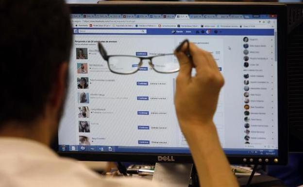 La Policía Nacional alerta sobre una ola de extorsión sexual por internet