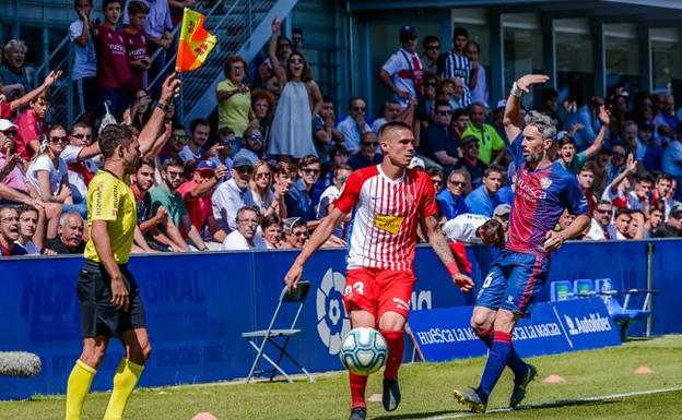 Djurdjevic: «Vamos a empezar a entrenarnos con diez jugadores»