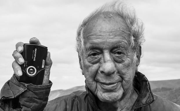 Muere Robert Frank, el 'beat' que retrató la cara oscura del sueño americano