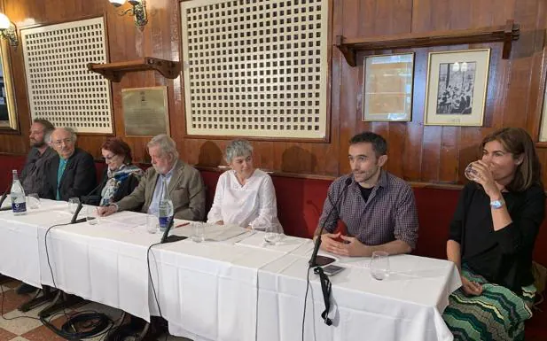 José Morella gana el 'Café Gijón' con su novela 'West End'
