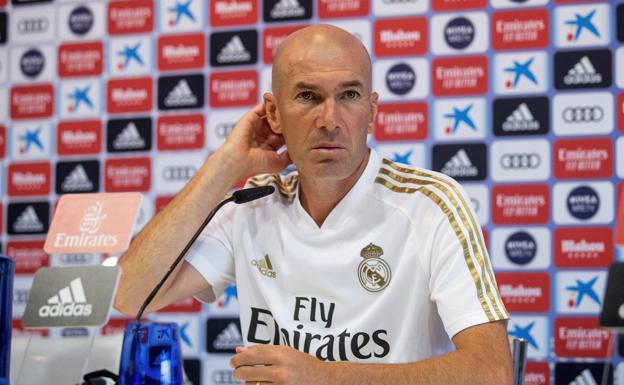 Zidane: «Dejad de decir que no cuento con Vinícius»