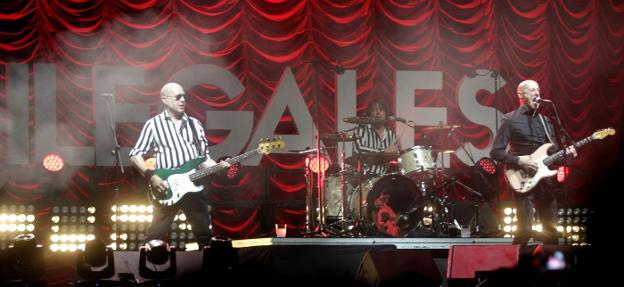 Una noche eléctrica y «macarra»