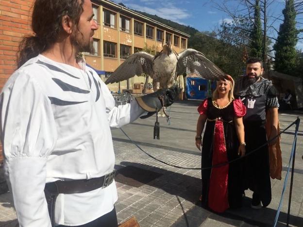 30 puestos participan en el cuarto certamen medieval de Riosa