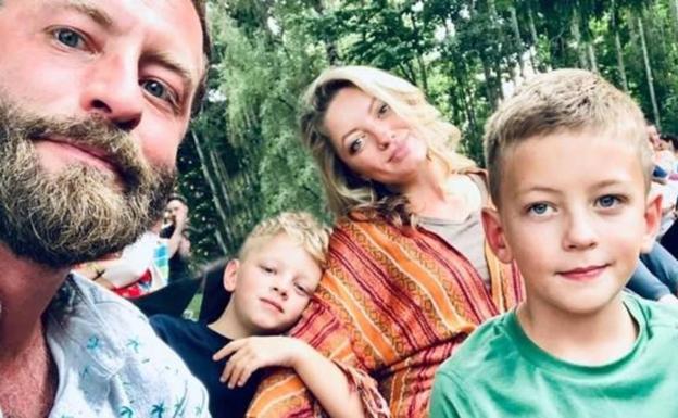 El duro relato de un padre adicto al trabajo tras perder súbitamente a su hijo