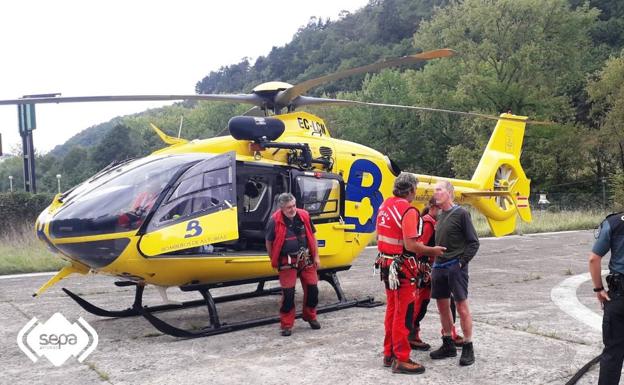 Rescatado un montañero británico que se desorientó en Llanes debido a la niebla