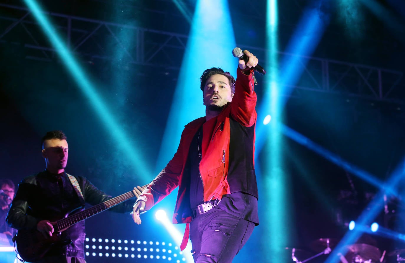 Bustamante se gana al público de Oviedo