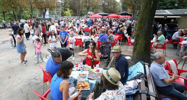 El bollo de San Mateo amainó a la lluvia