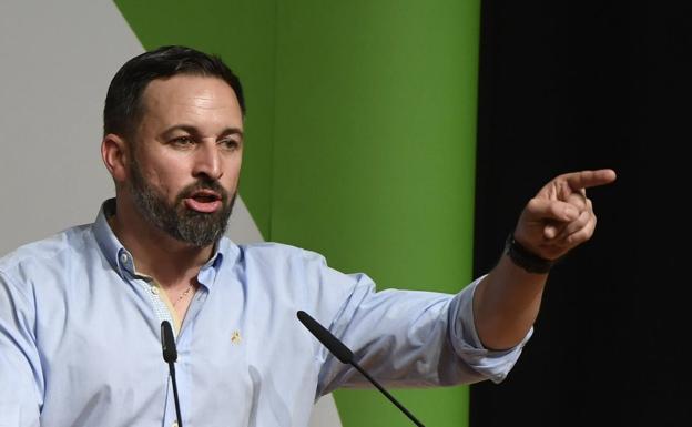 Vox acusa al PSOE de empezar la campaña «profanando tumbas y desenterrando odios»