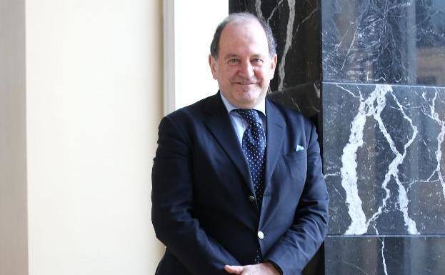 La Fundación Ópera de Oviedo, medalla de oro de la Cámara de Comercio