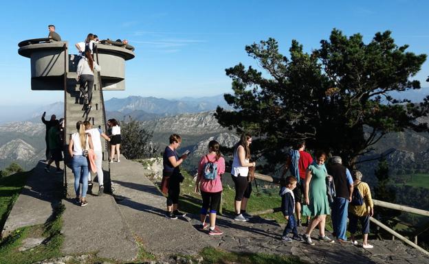 Asturias vivirá mañana un día de pleno verano con temperaturas de hasta 28 grados