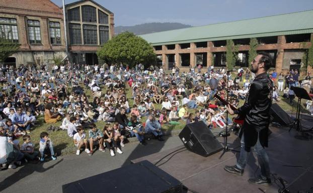 Repaso a la historia del rock en homenaje a Salman Khan