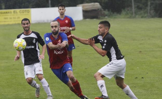 Viti Amaro, destituido como técnico del Real Avilés