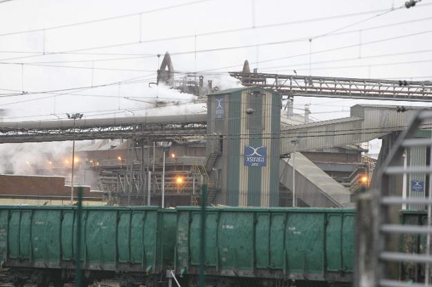 Los trabajadores de AZSA rechazan el turno biológico