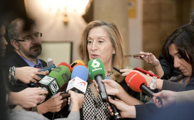 Premios Princesa de Asturias | Ana Pastor insta a Torra a que garantice la legalidad en Cataluña