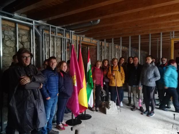 Vecinos y hosteleros de Asturias y León se unen para pedir que el Camino allerano sea oficial