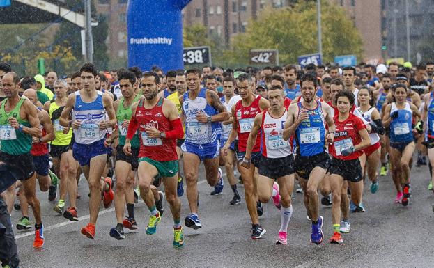 Javier Benito e Irene Loizate vencen en los 10 Kilómetros de Gijón