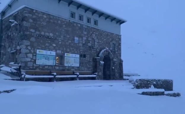 Llegan a Asturias las primeras nieves del otoño