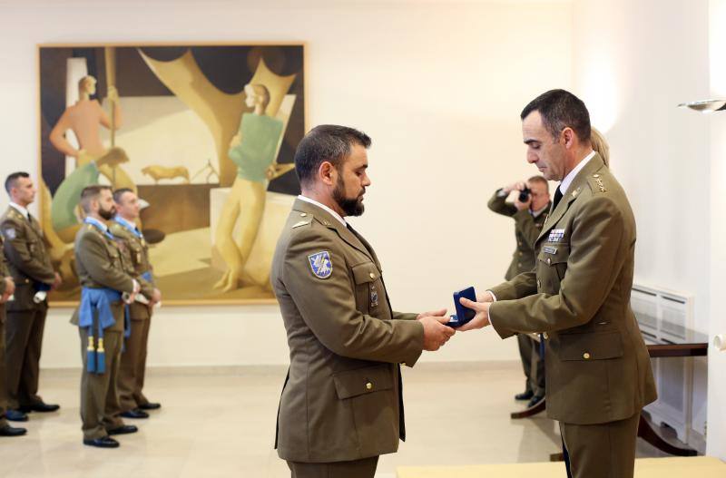 16 miembros del Regimiento Infantería Ligera Príncipe recibe las distinciones de la Orden del Mérito Civil 