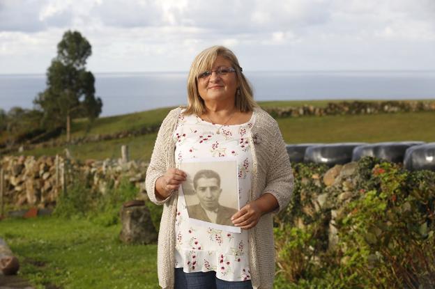 «Mi abuelo sigue en el Valle de los Caídos y no pararemos hasta traerlo»