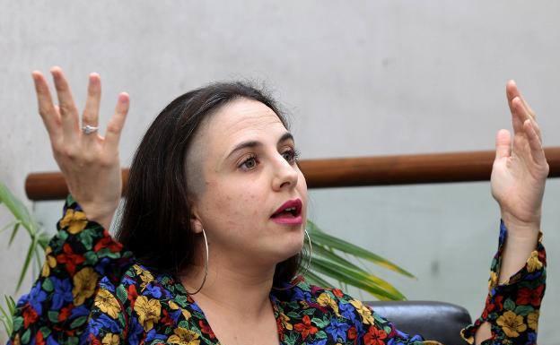 Cristina Morales, sobre Cataluña: «Es una alegría que haya fuego en vez de cafeterías abiertas»