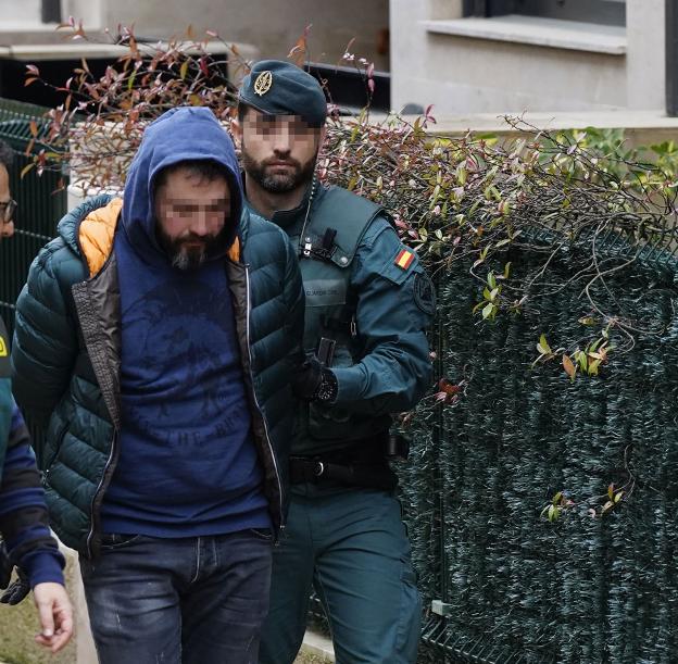 Prorrogan la prisión al supuesto inductor del crimen de Ardines por «riesgo de fuga»