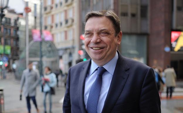 «Trabajamos en la revisión de las cuotas de xarda para los pescadores asturianos»