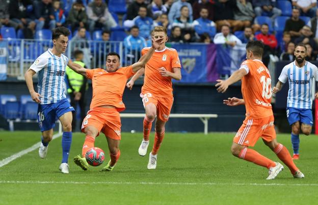 Real Oviedo | Un borrón en el mejor momento del equipo