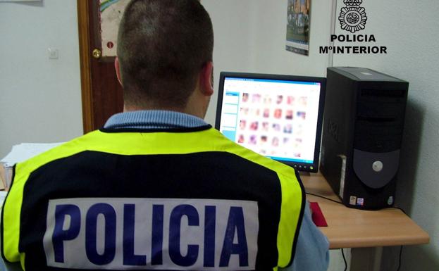 «Consumo porno cien por cien legal», dice el gijonés acusado de tener 3.367 archivos pedófilos