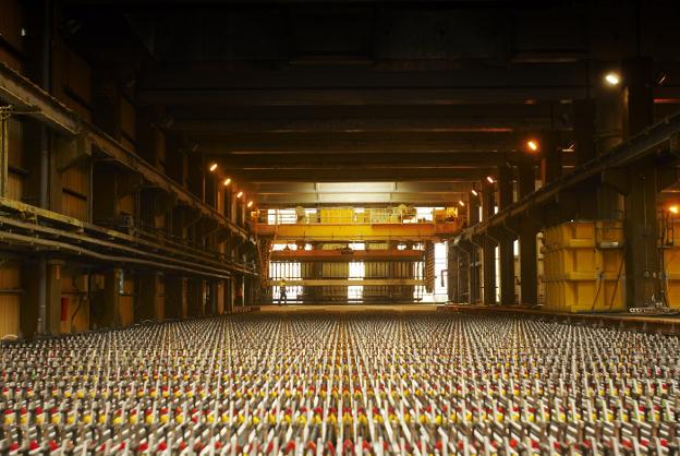 AZSA invertirá cien millones de euros en una nueva nave con tecnología digital que le permitirá ahorrar energía