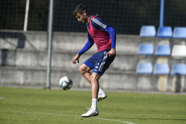 Real Oviedo | Javi Fernández regresa a la defensa