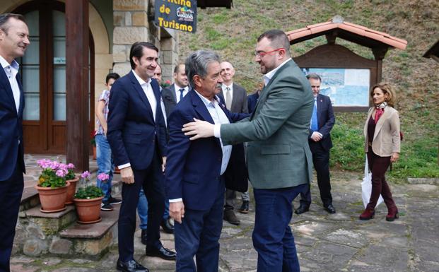 Barbón, Revilla y Mañueco defienden un modelo de financiación basado en el coste real de los servicios