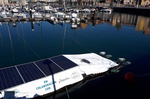 Robot solar para limpiar los mares