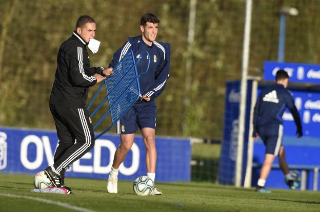 Real Oviedo | El Oviedo busca el equilbrio en su juego