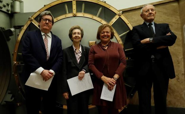 Rosa Menéndez, presidenta del CSIC: «Prepararemos un homenaje a la altura de su talla como persona y como científica»