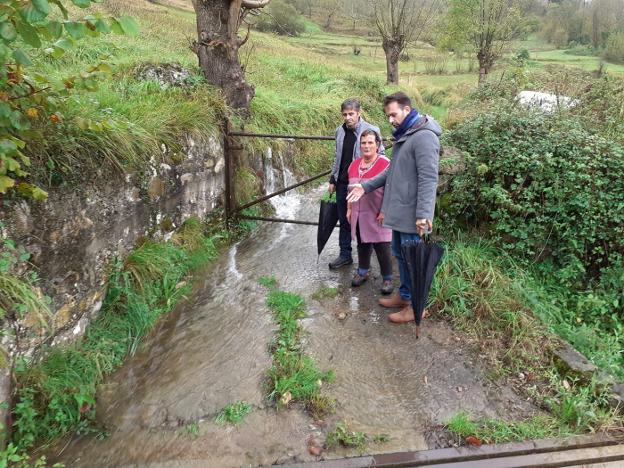 El PP alerta de daños por el agua en Amieva